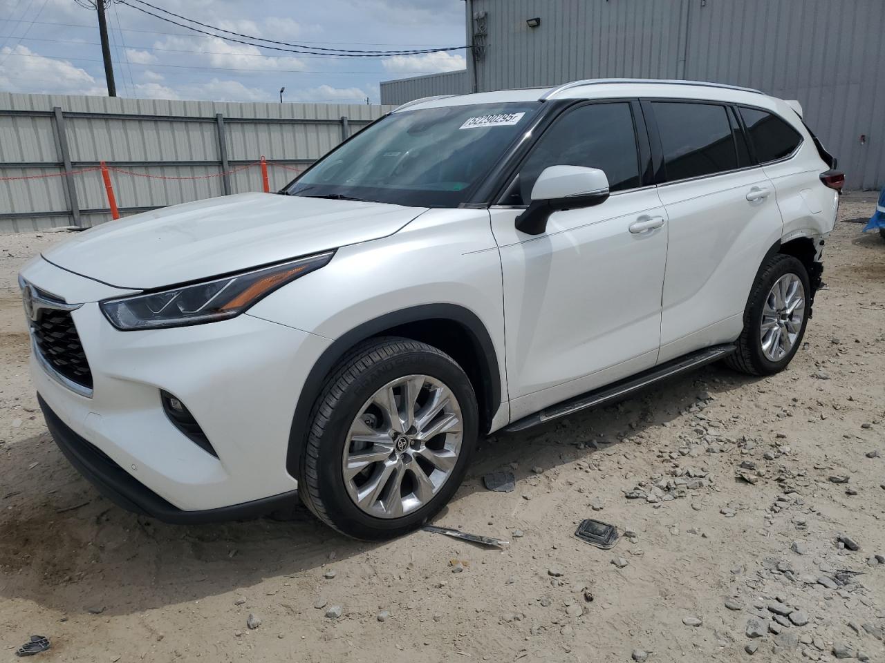 TOYOTA HIGHLANDER 2023