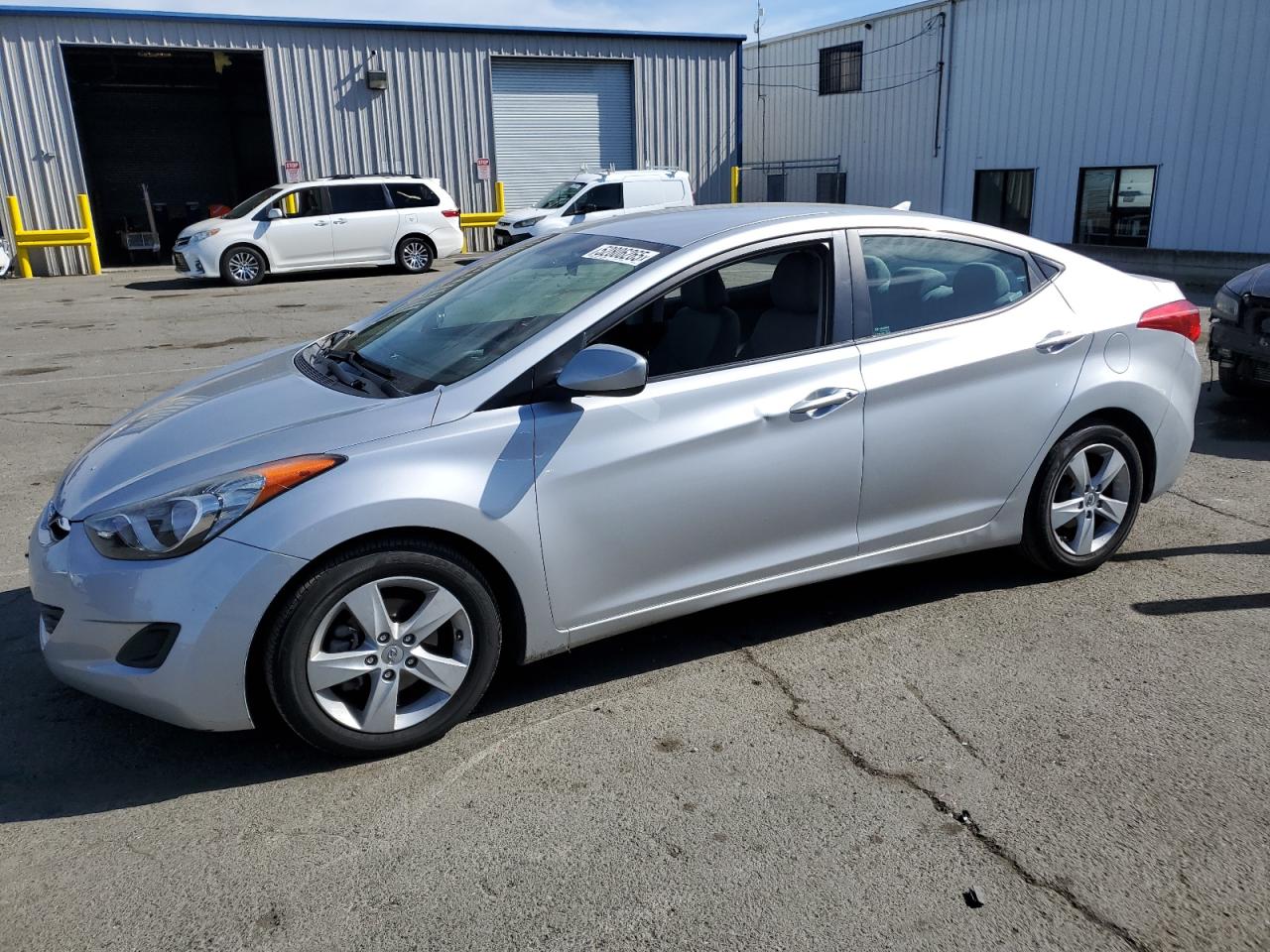 HYUNDAI ELANTRA GL 2013