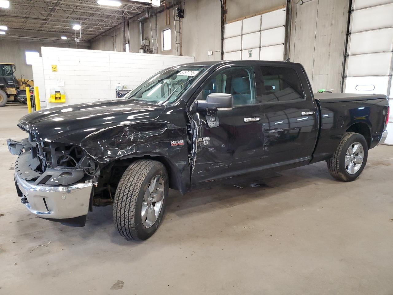 RAM 1500 SLT 2016