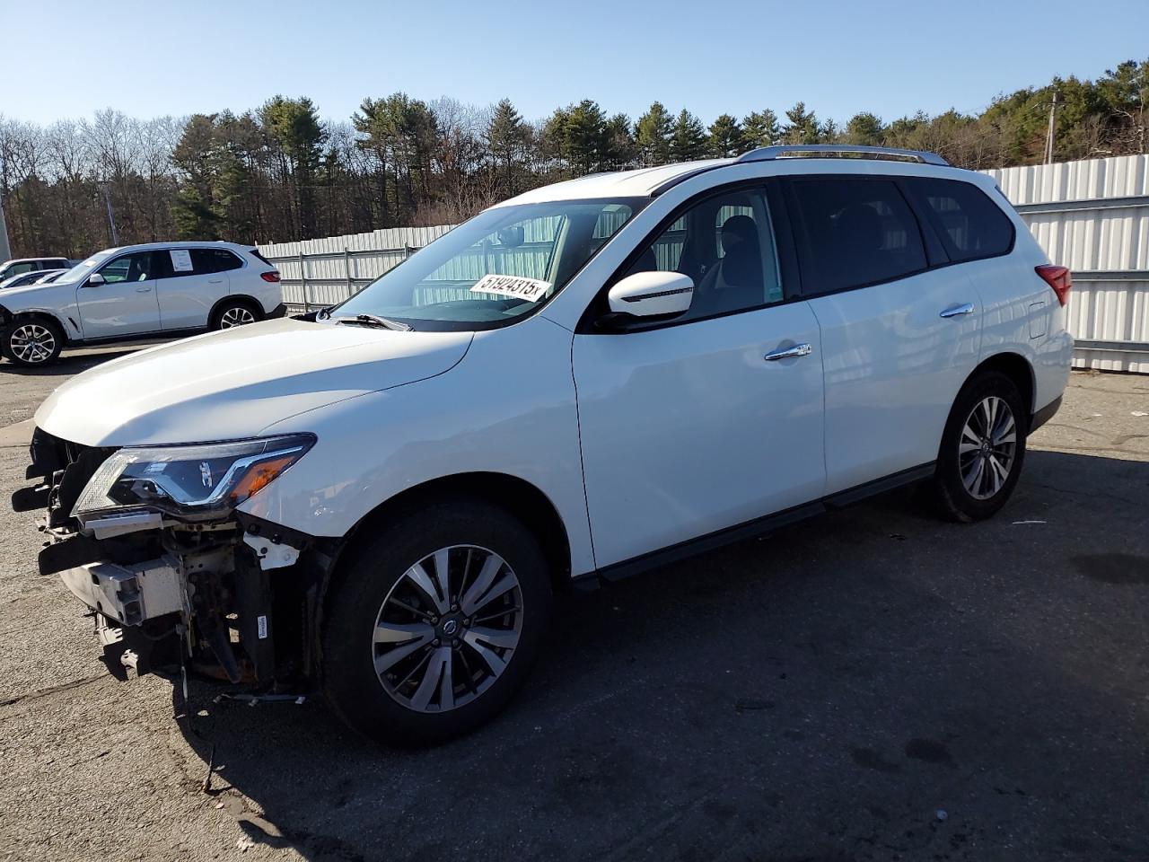 NISSAN PATHFINDER 2017