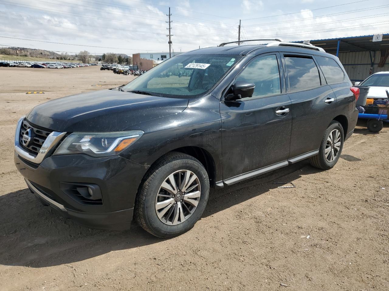 NISSAN PATHFINDER 2017