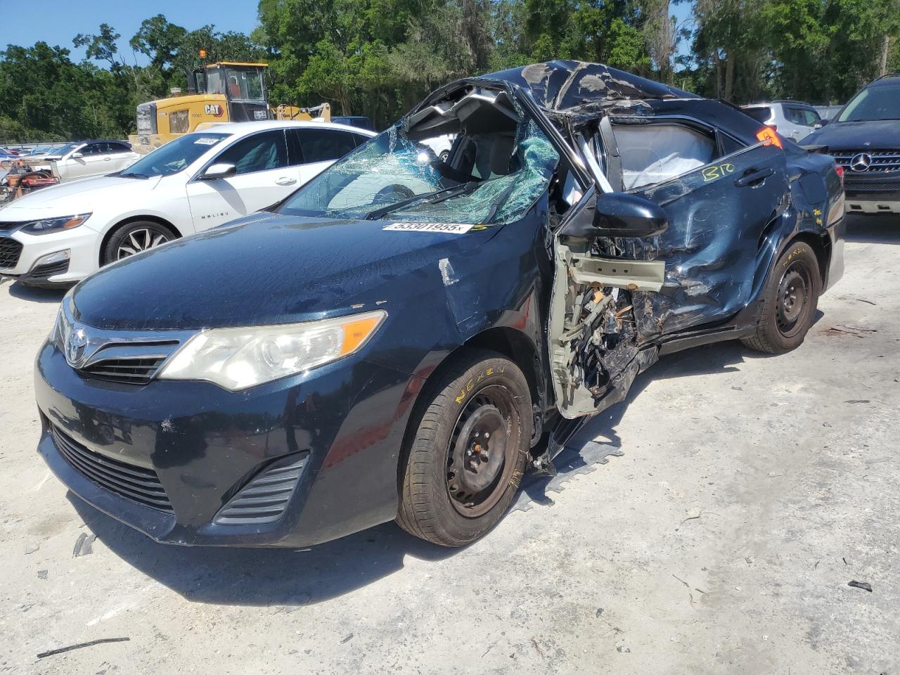 TOYOTA CAMRY BASE 2012