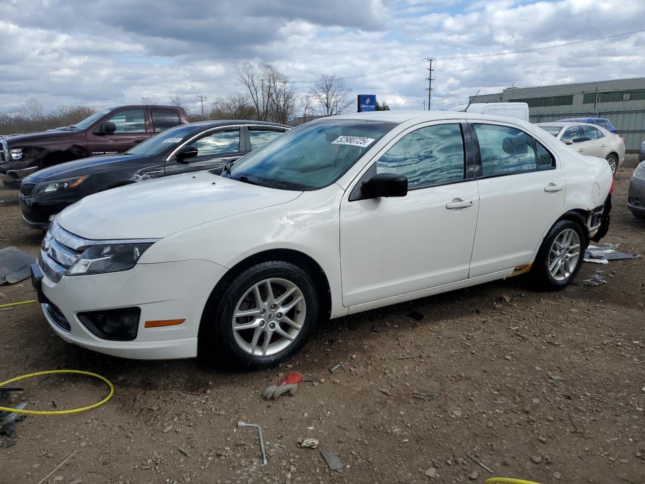 FORD FUSION S 2012