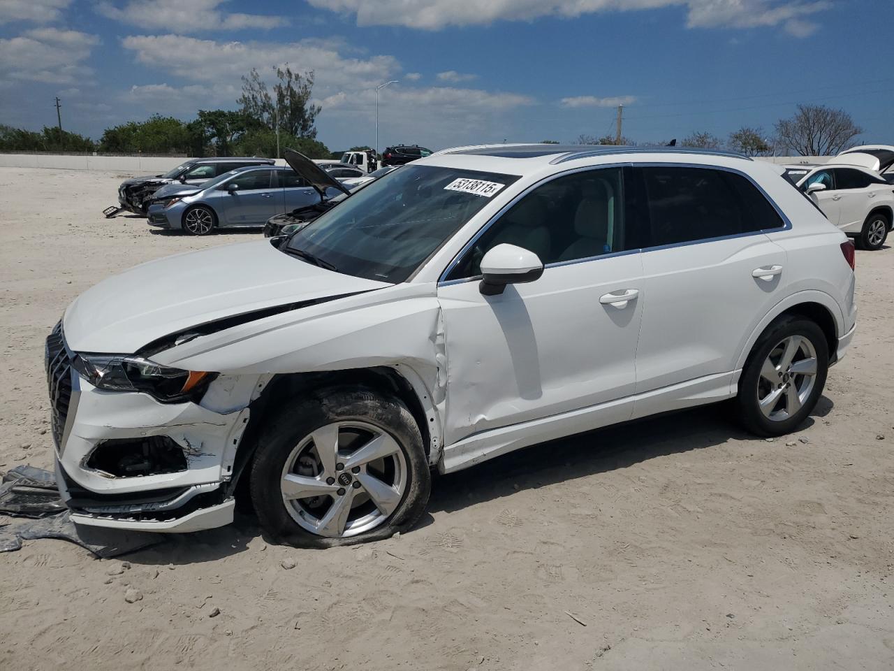 AUDI Q3 PREMIUM 2021