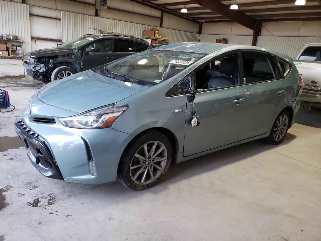 TOYOTA PRIUS V 2016