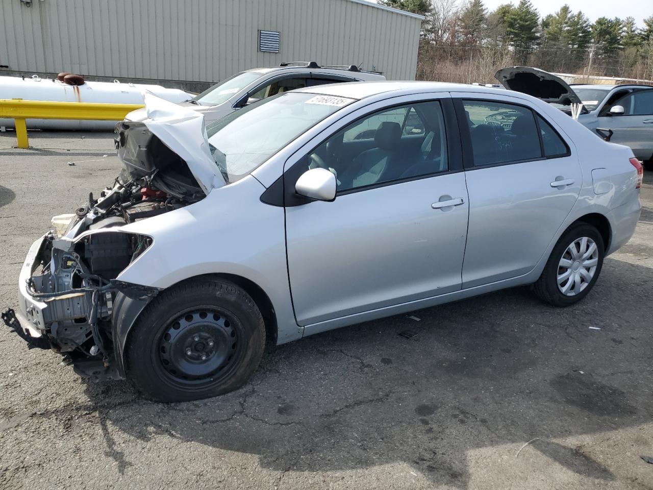 TOYOTA YARIS 2011