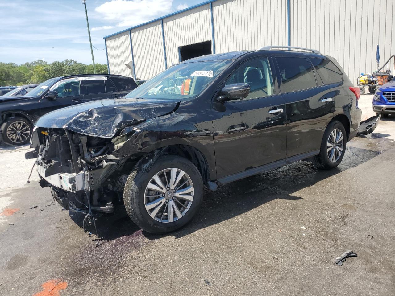 NISSAN PATHFINDER 2020