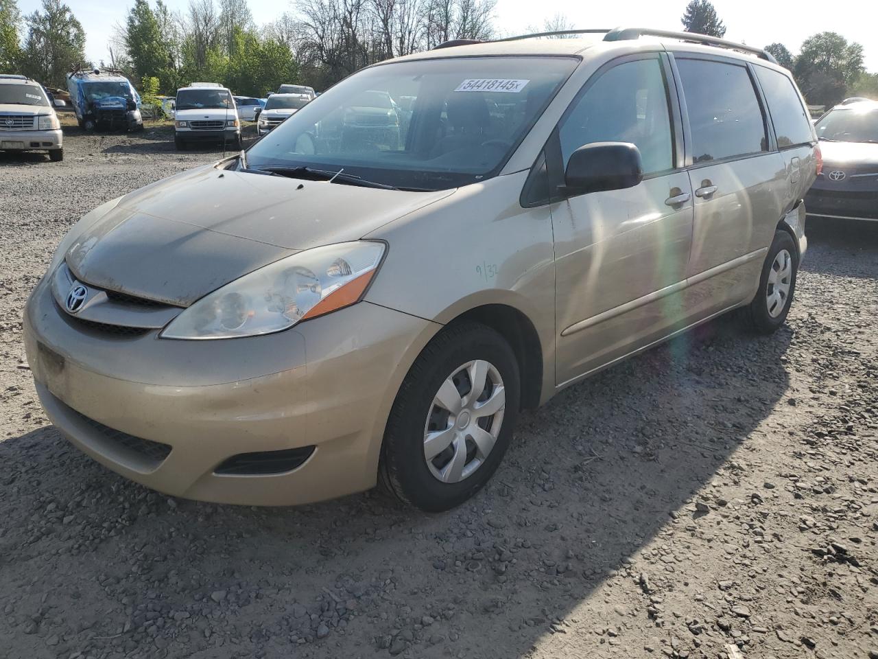 TOYOTA SIENNA CE 2009