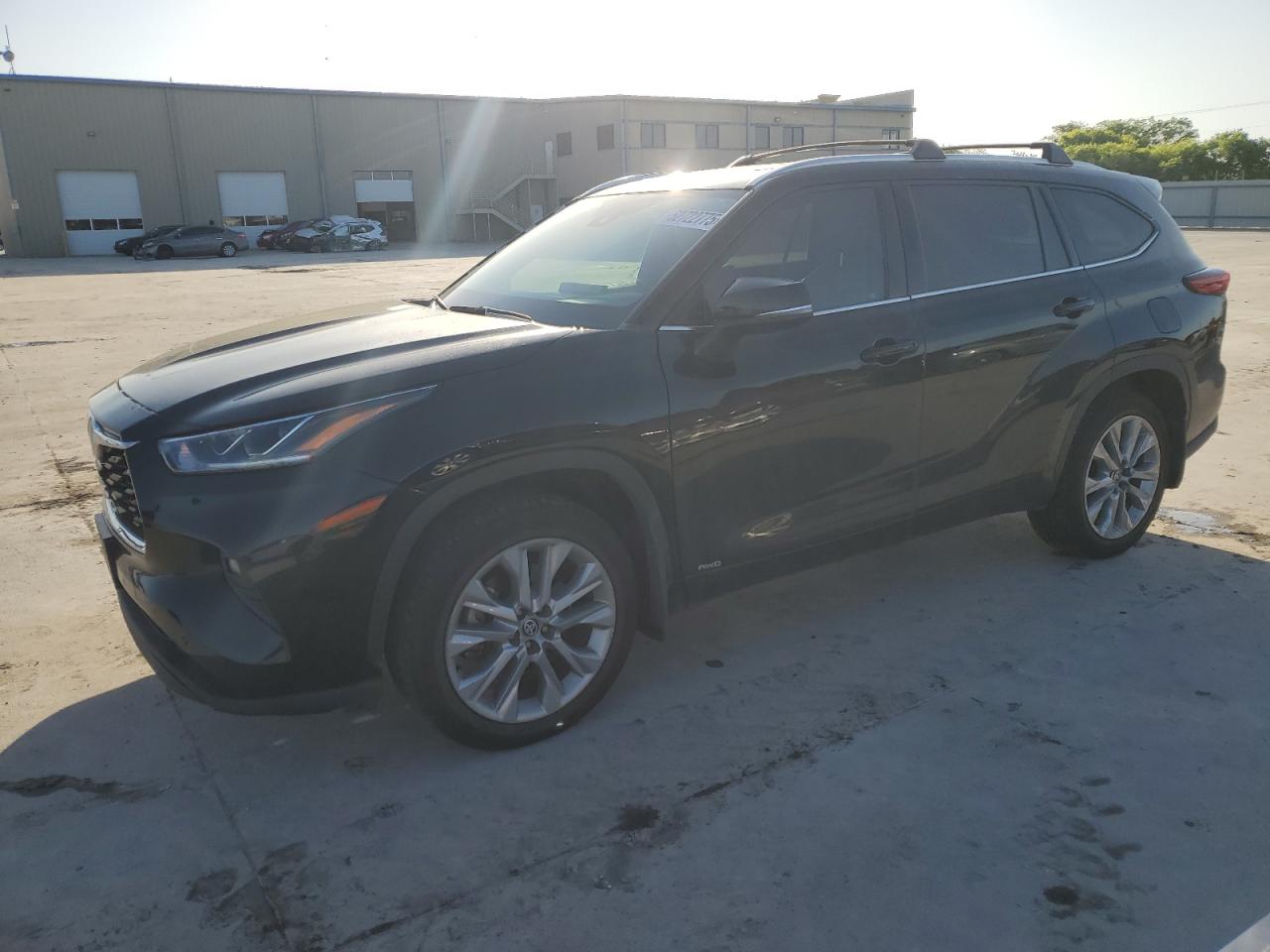 TOYOTA HIGHLANDER 2023