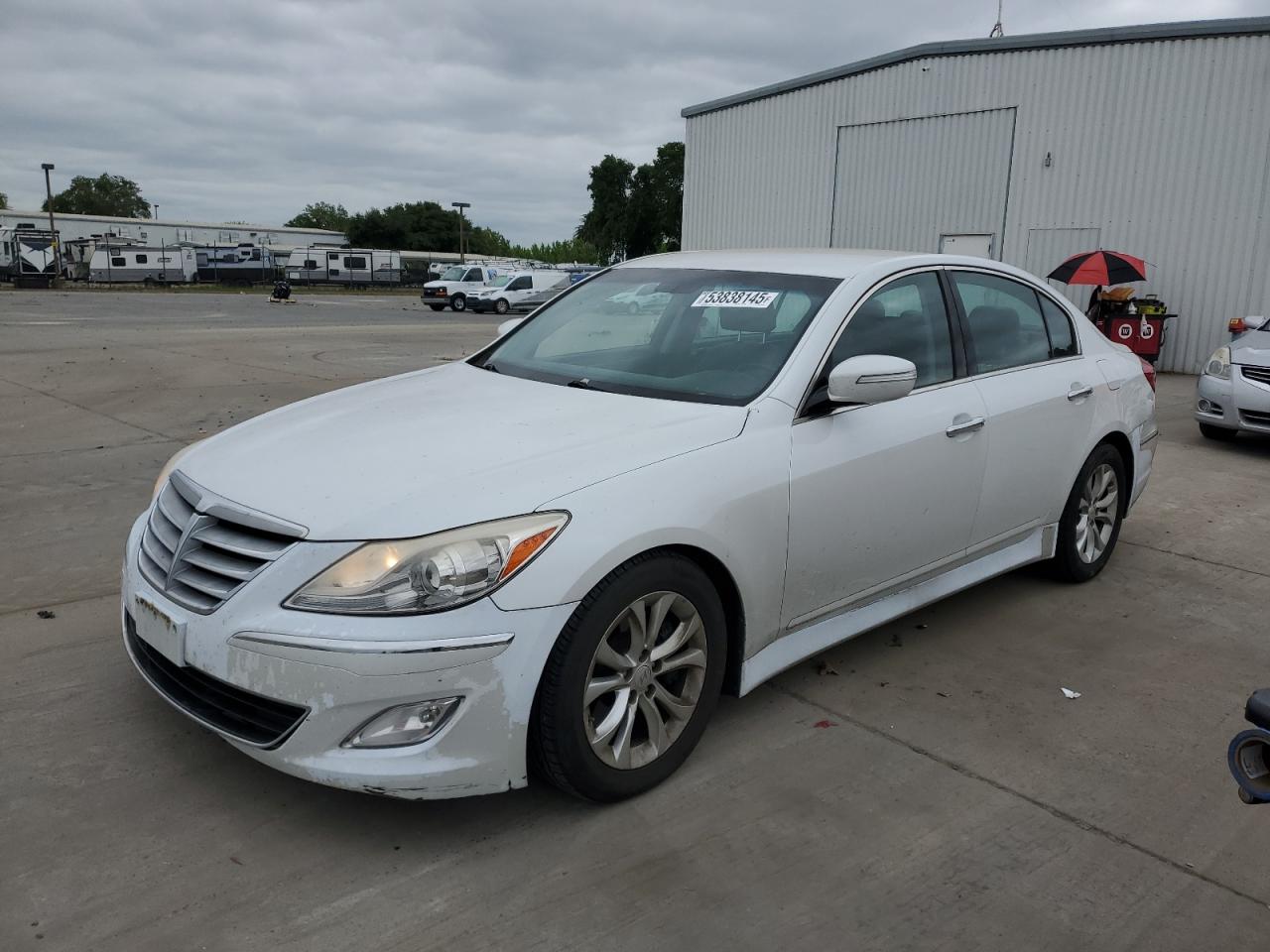 HYUNDAI GENESIS 3. 2013