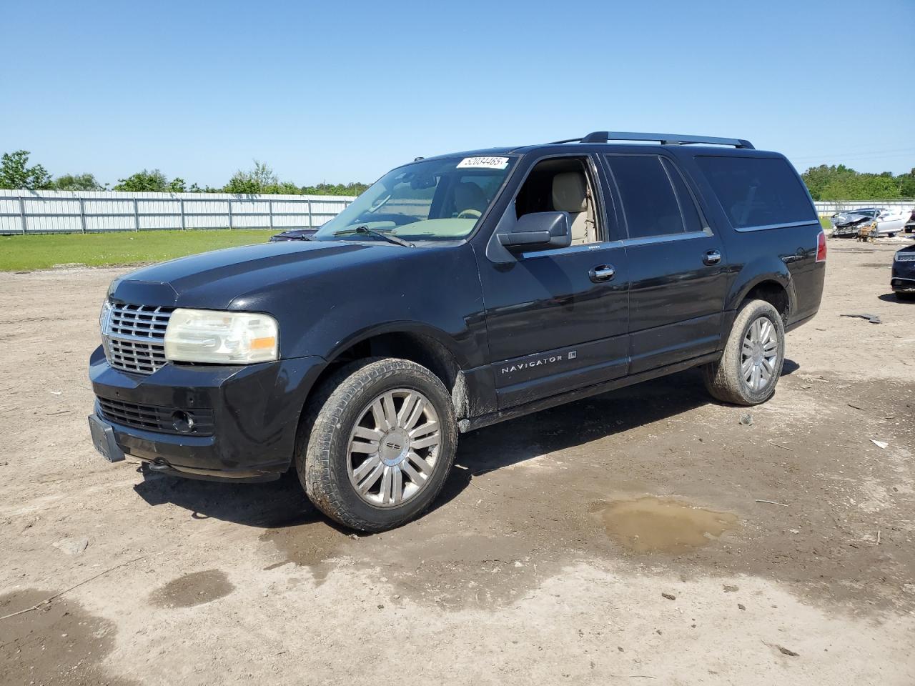 LINCOLN NAVIGATOR 2012
