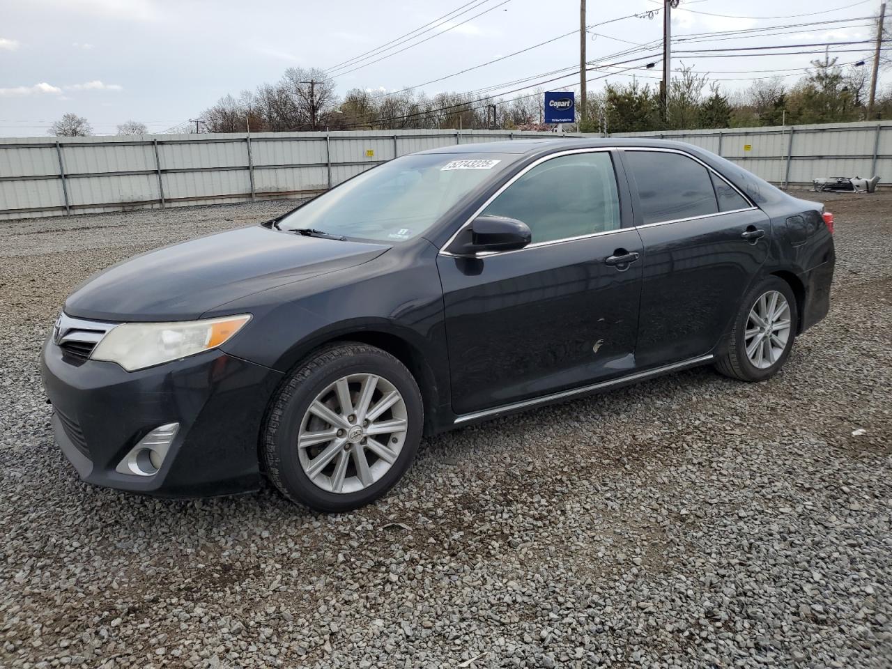 TOYOTA CAMRY 2012