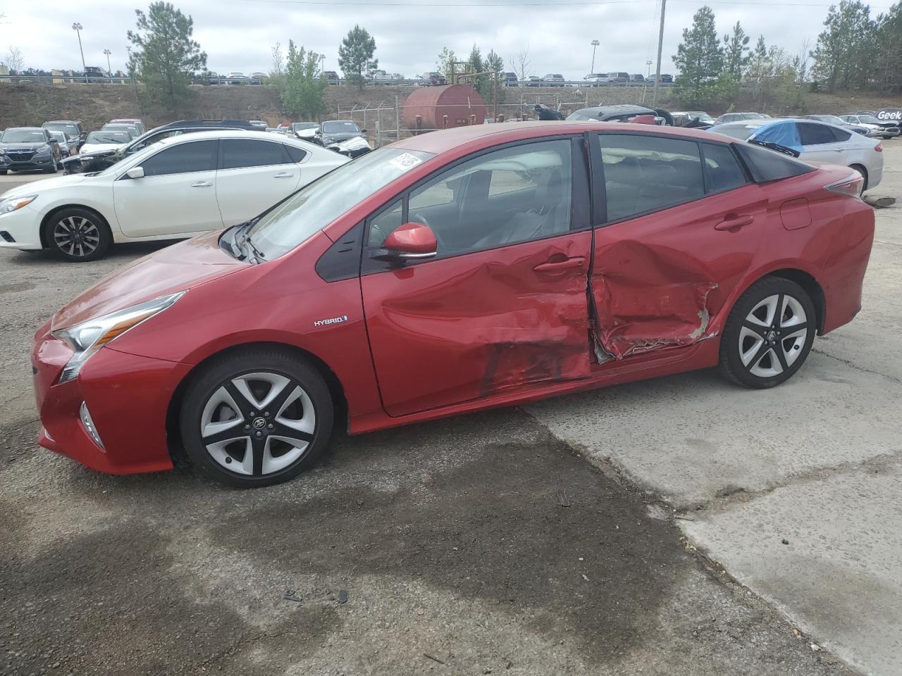 TOYOTA PRIUS 2018