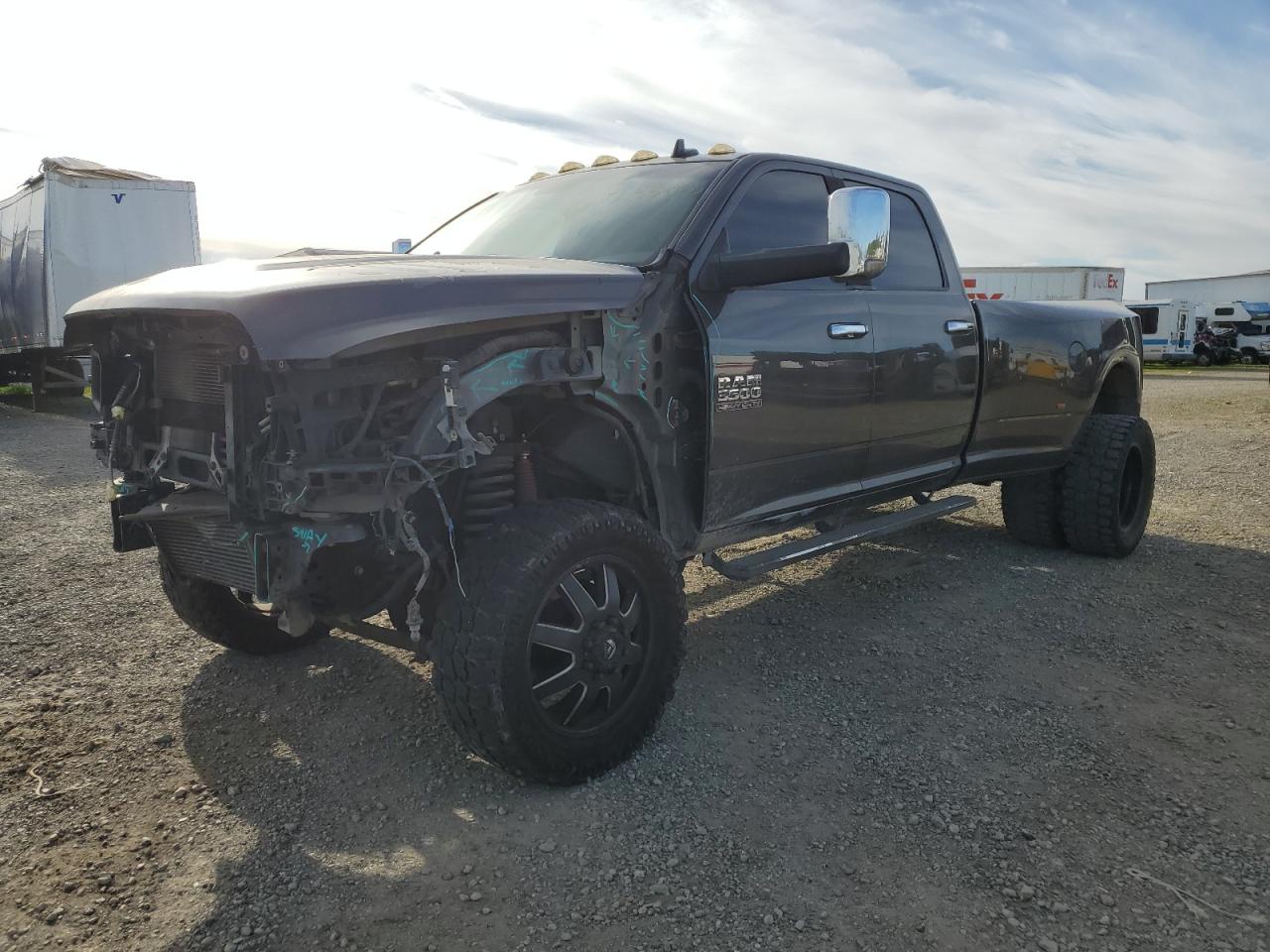 RAM 3500 SLT 2015