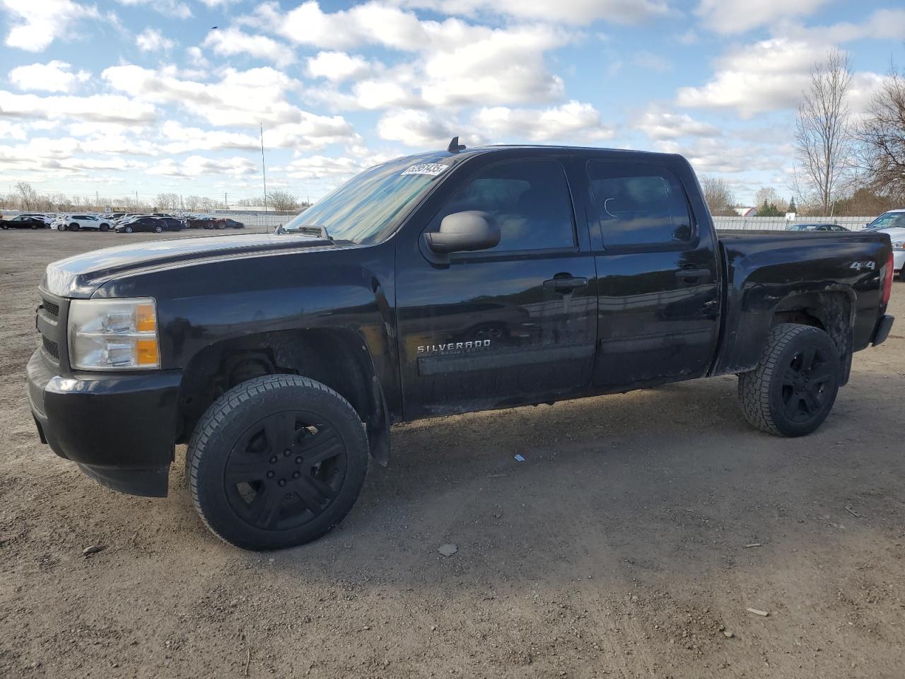 CHEVROLET SILVERADO 2011
