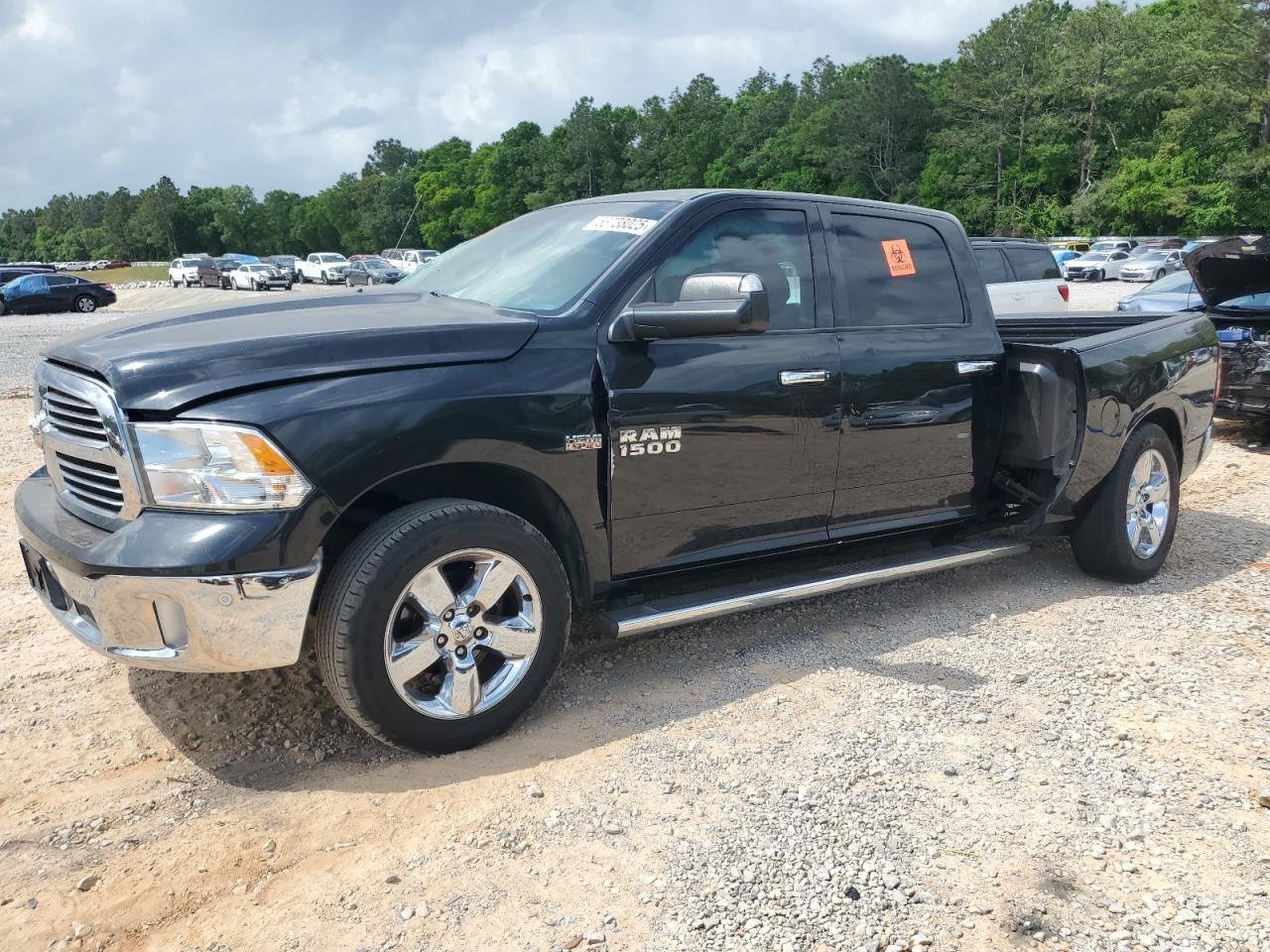 RAM 1500 SLT 2015