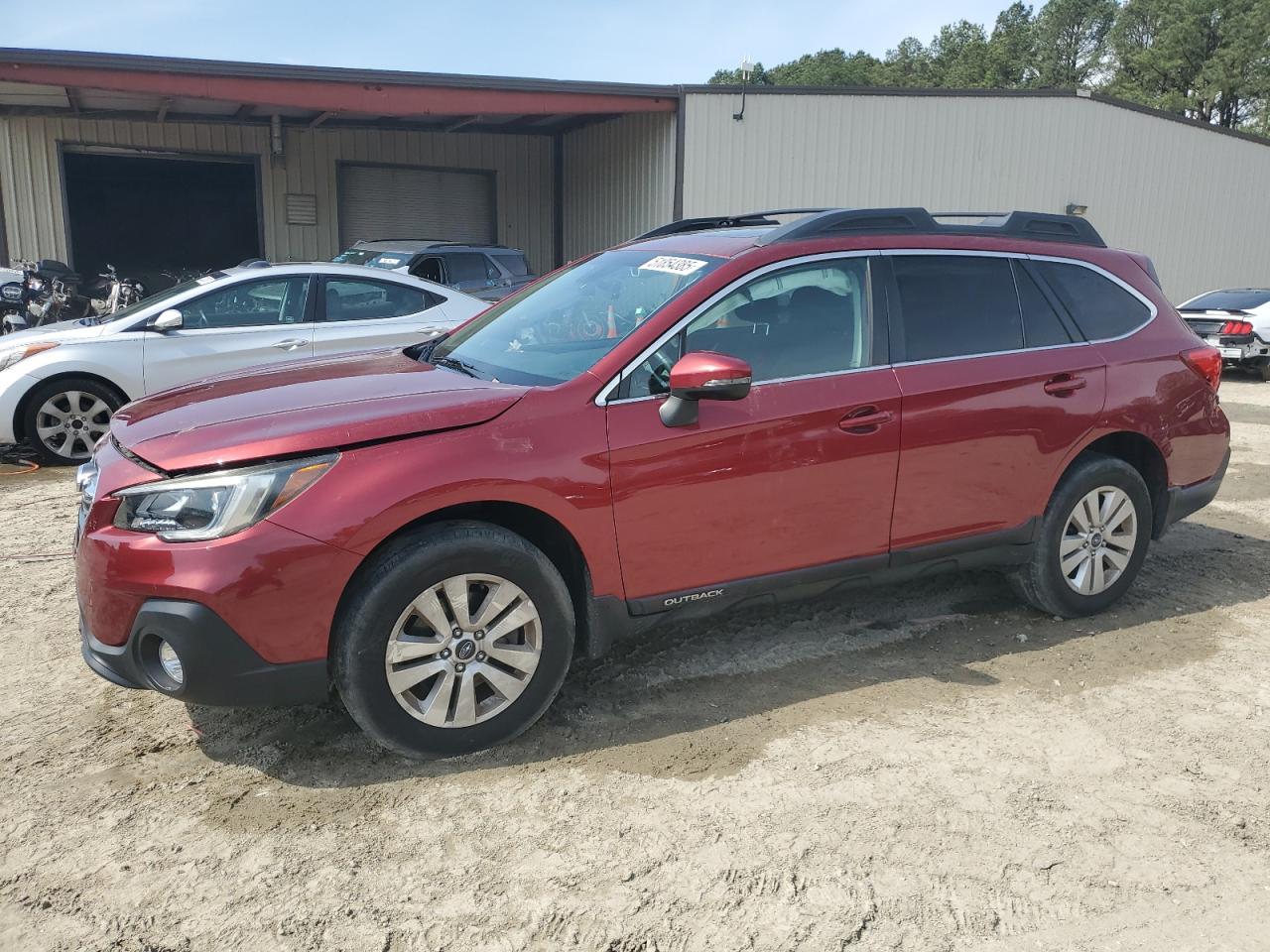 SUBARU OUTBACK 2. 2018