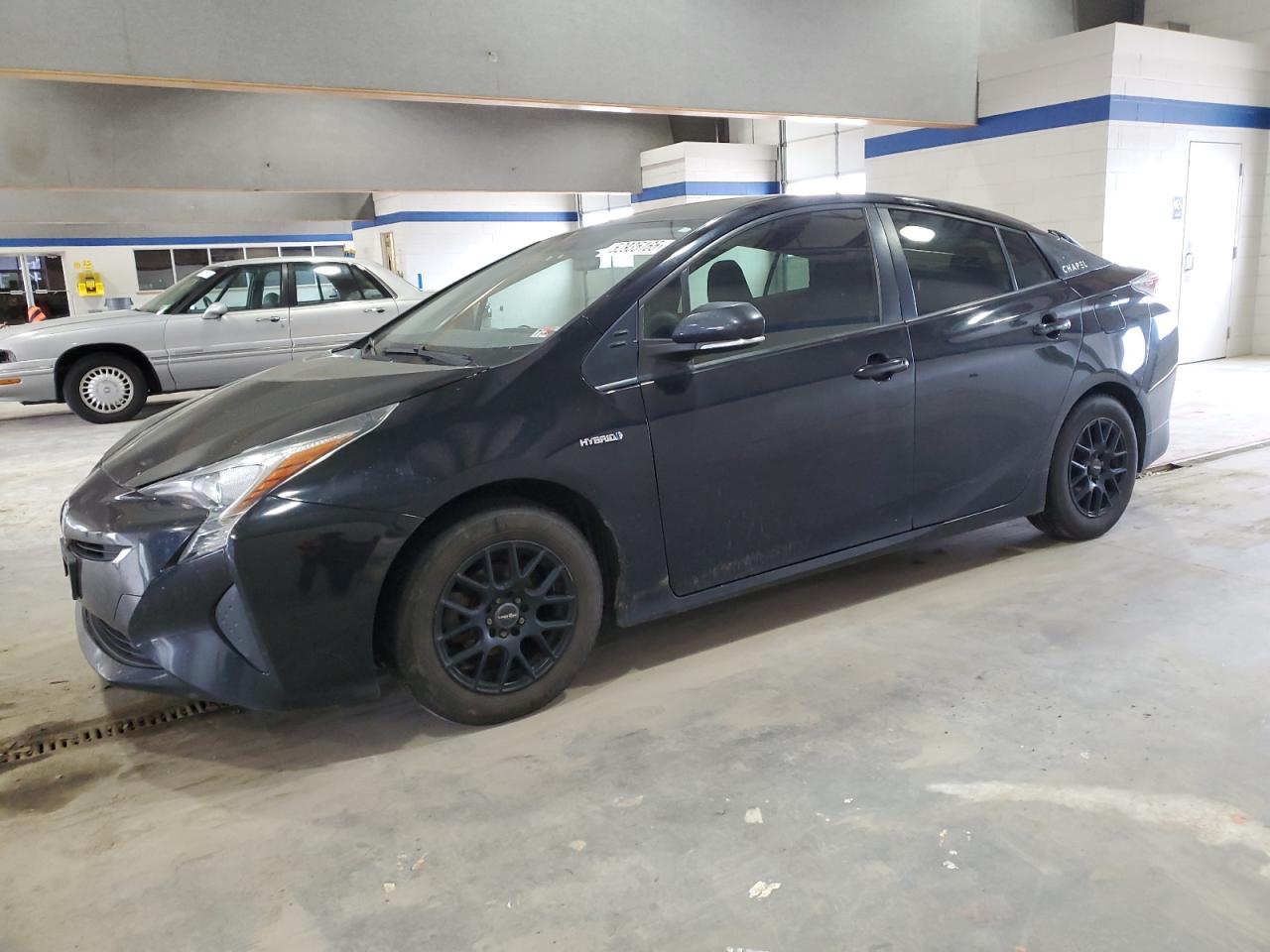TOYOTA PRIUS 2016