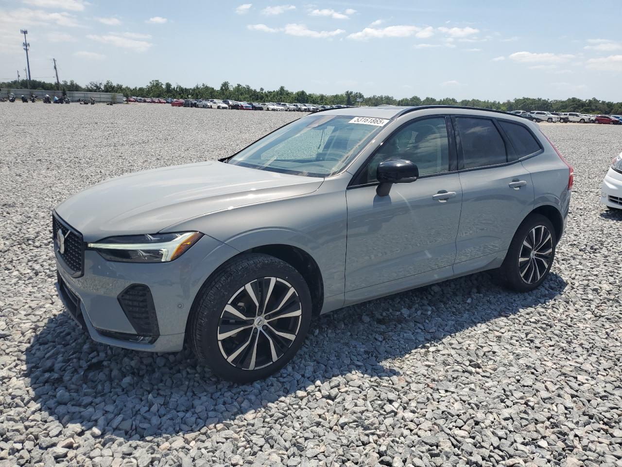 VOLVO XC60 PLUS 2025