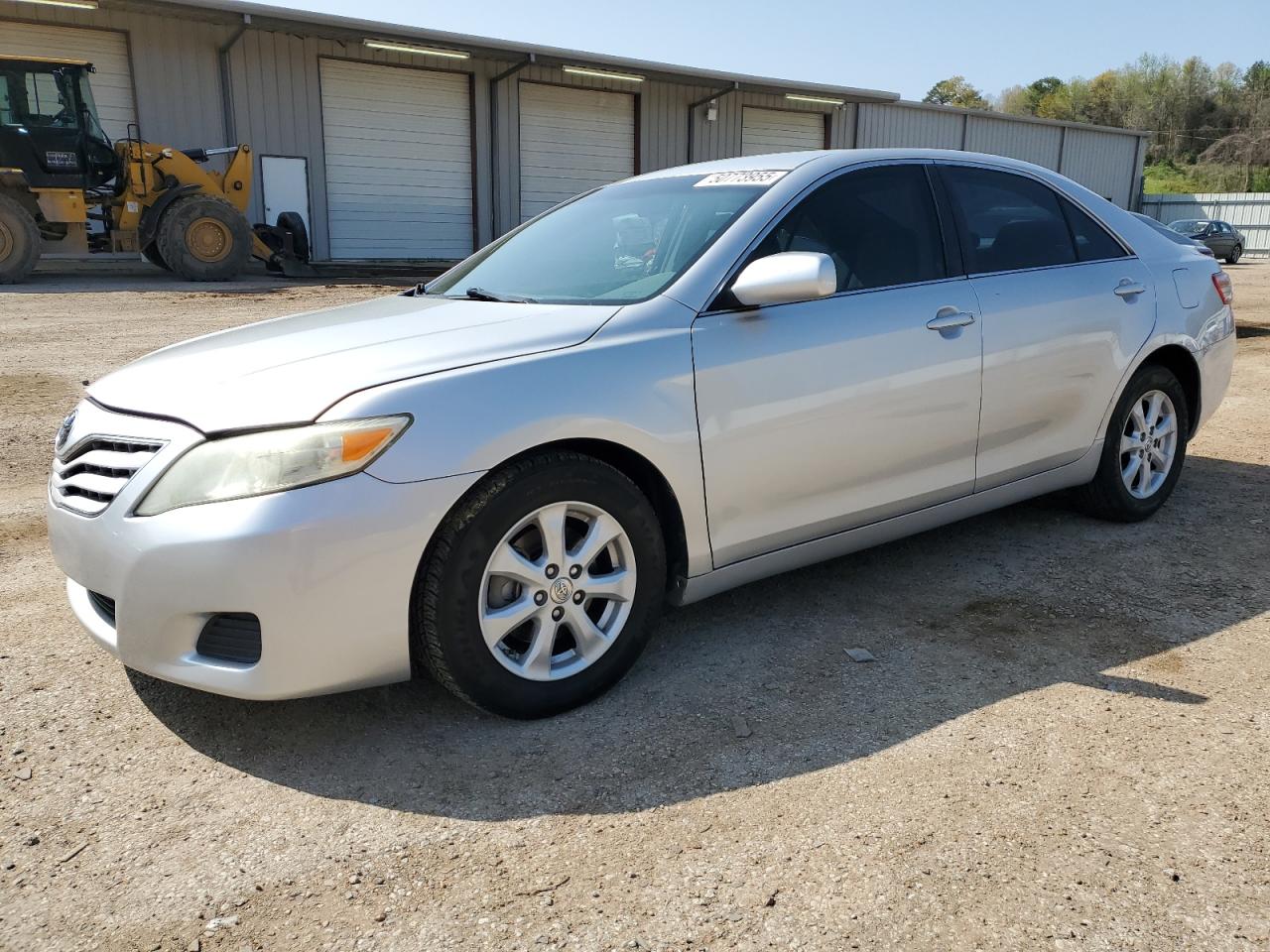 TOYOTA CAMRY BASE 2011