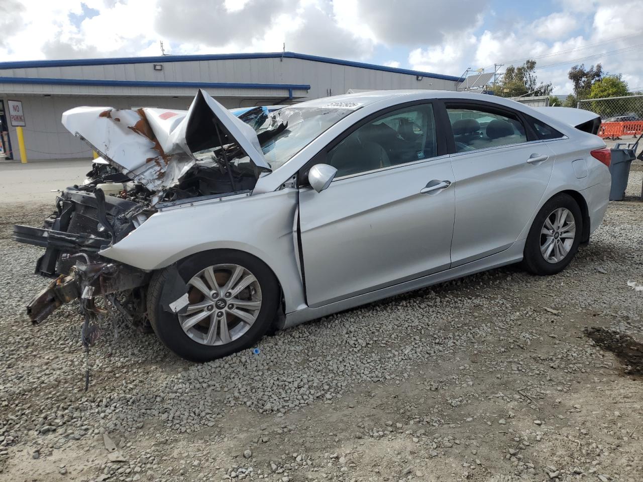 HYUNDAI SONATA GLS 2013