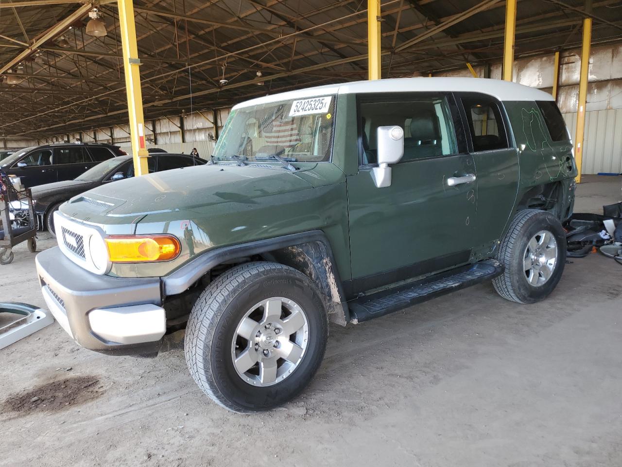 TOYOTA FJ CRUISER 2010