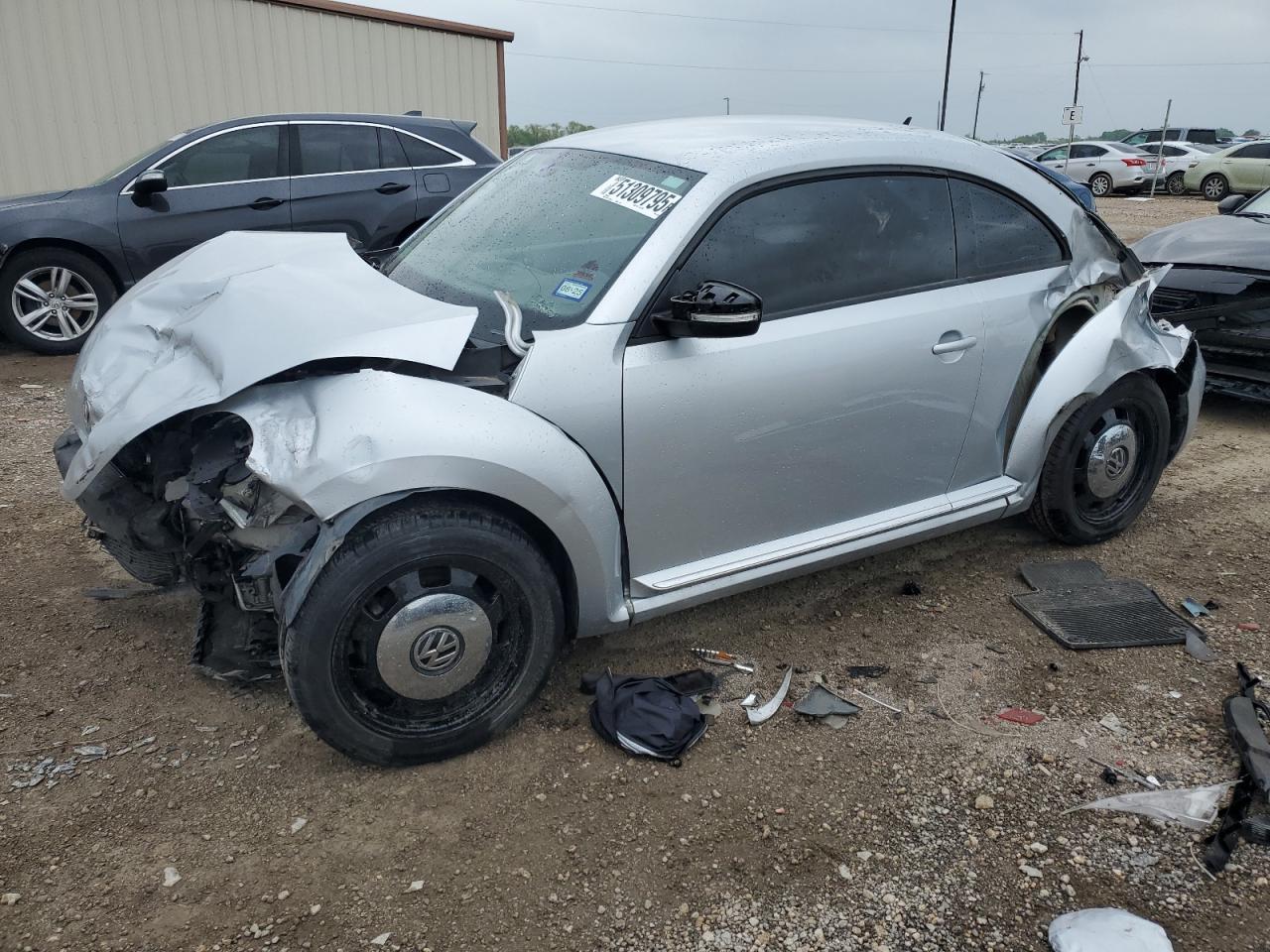 VOLKSWAGEN BEETLE 2013
