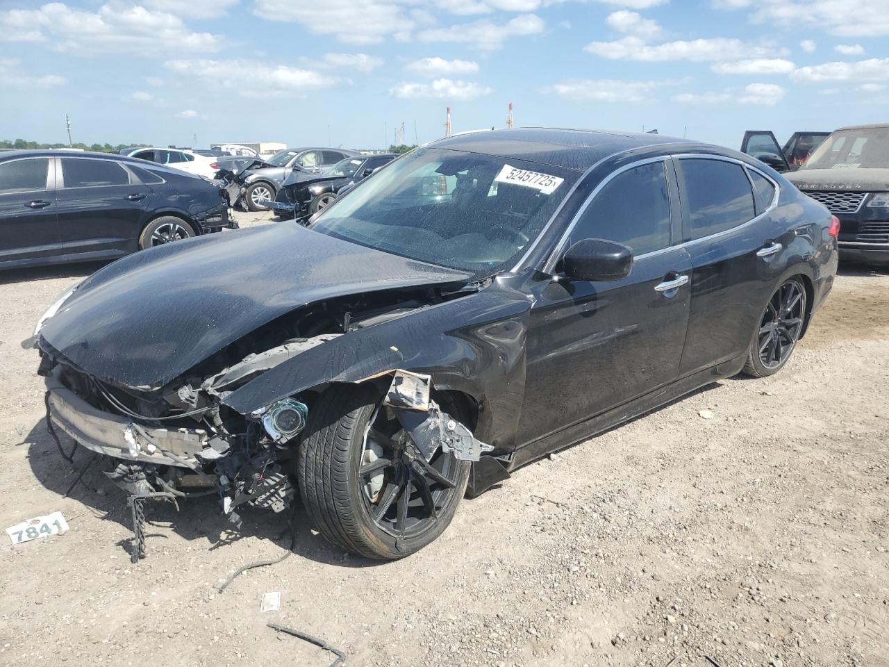 INFINITI M37 2011