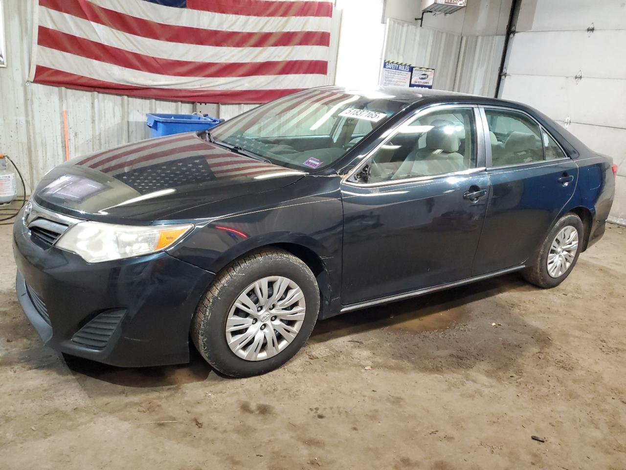 TOYOTA CAMRY BASE 2012