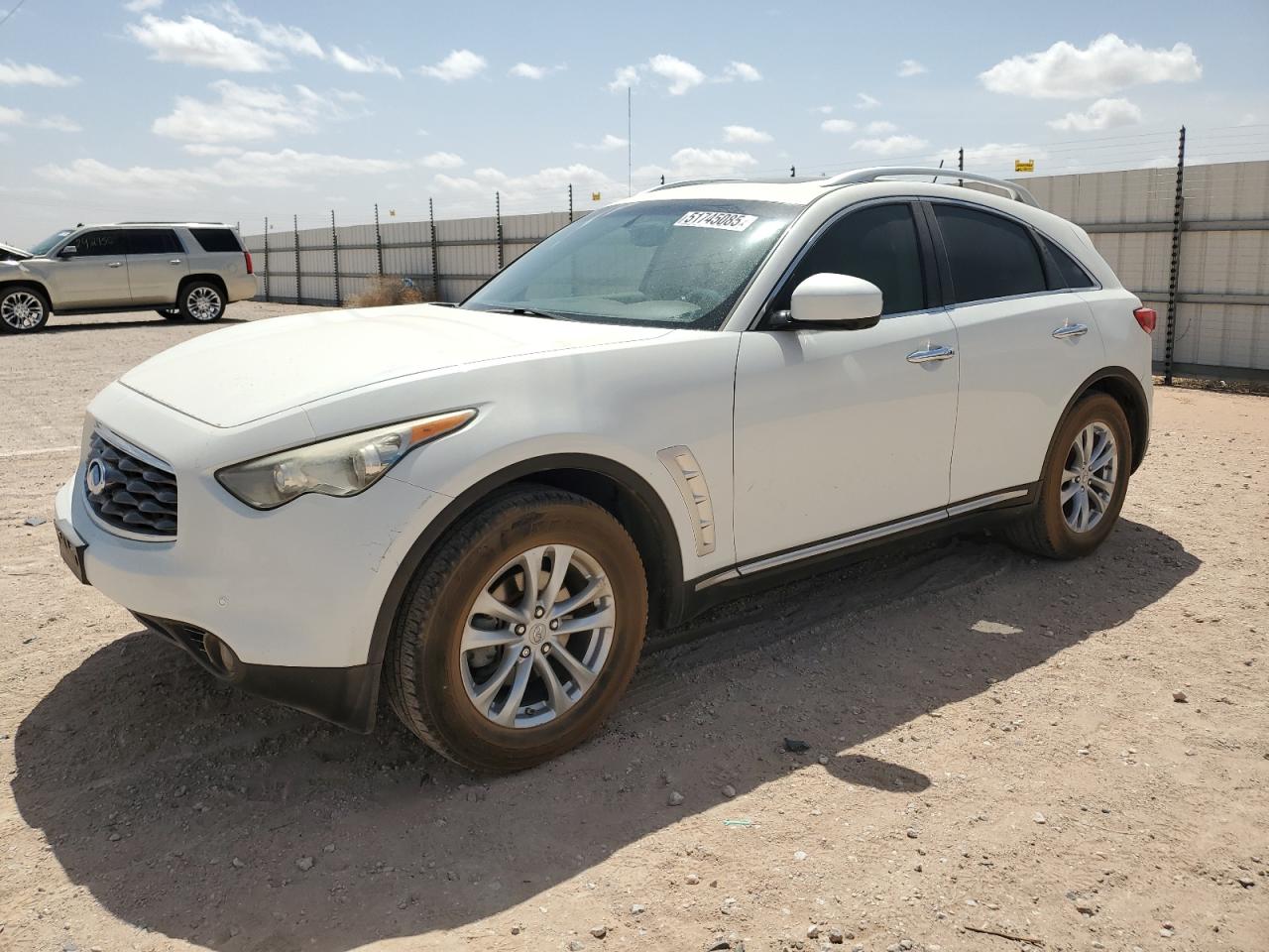 INFINITI FX35 2010