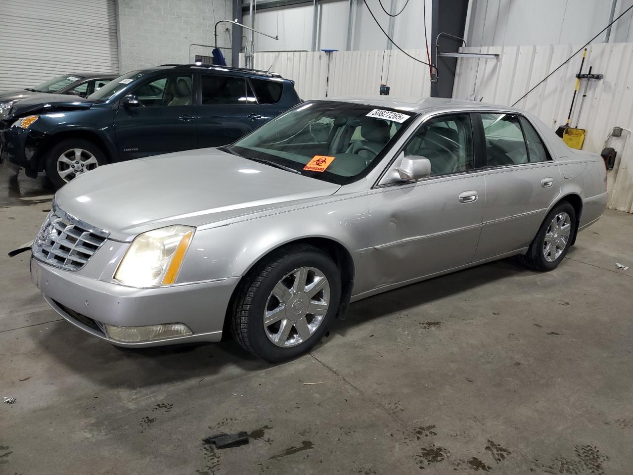 CADILLAC DTS 2006
