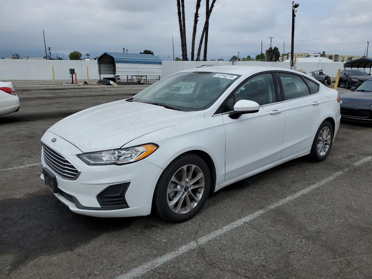 FORD FUSION SE 2019