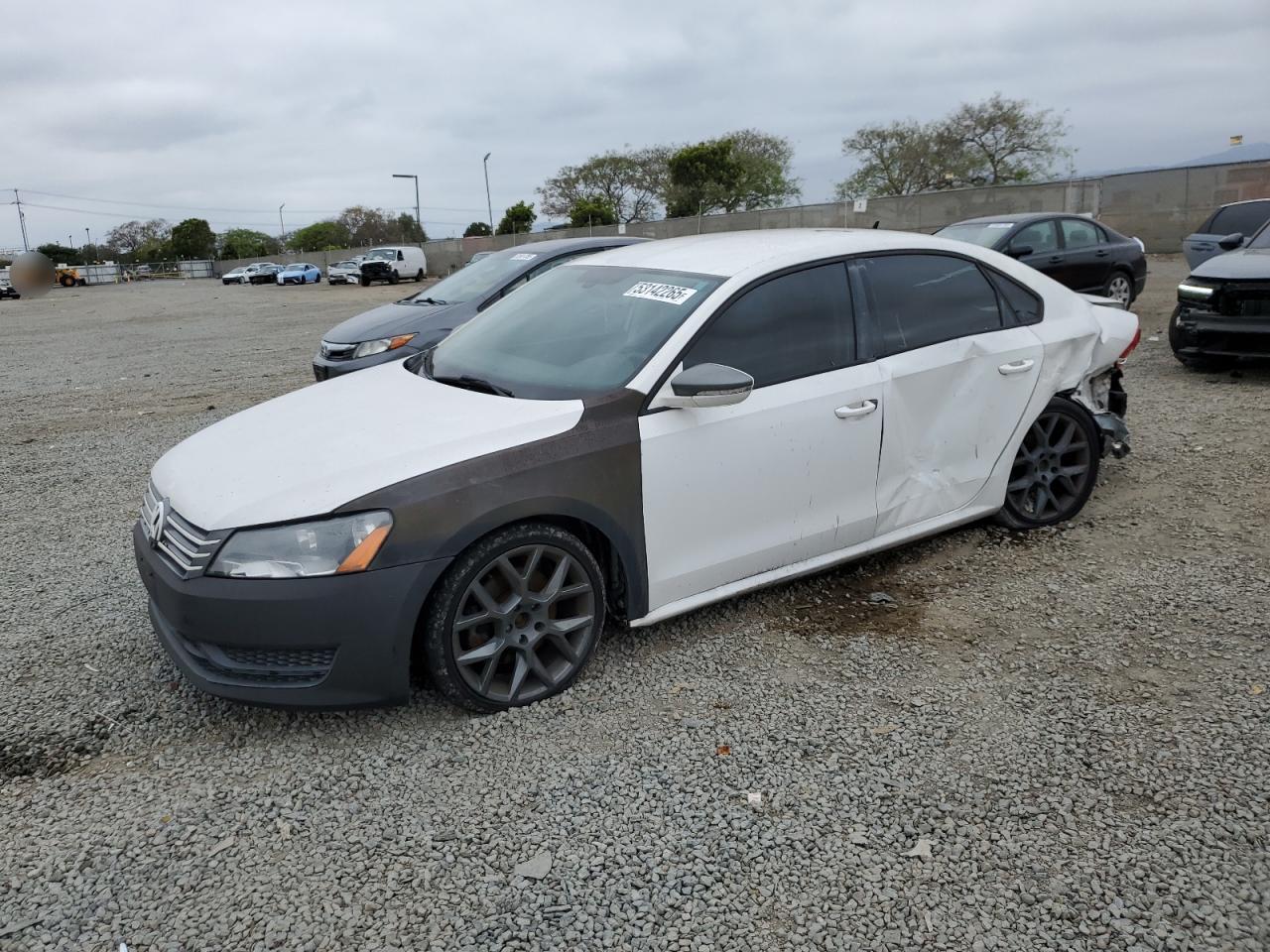 VOLKSWAGEN PASSAT S 2012