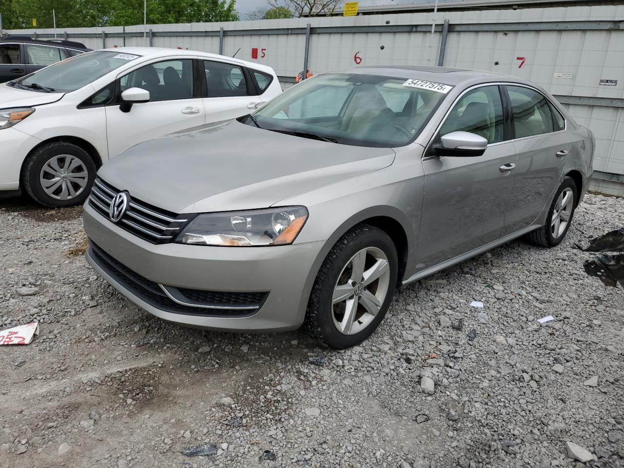 VOLKSWAGEN PASSAT SE 2013