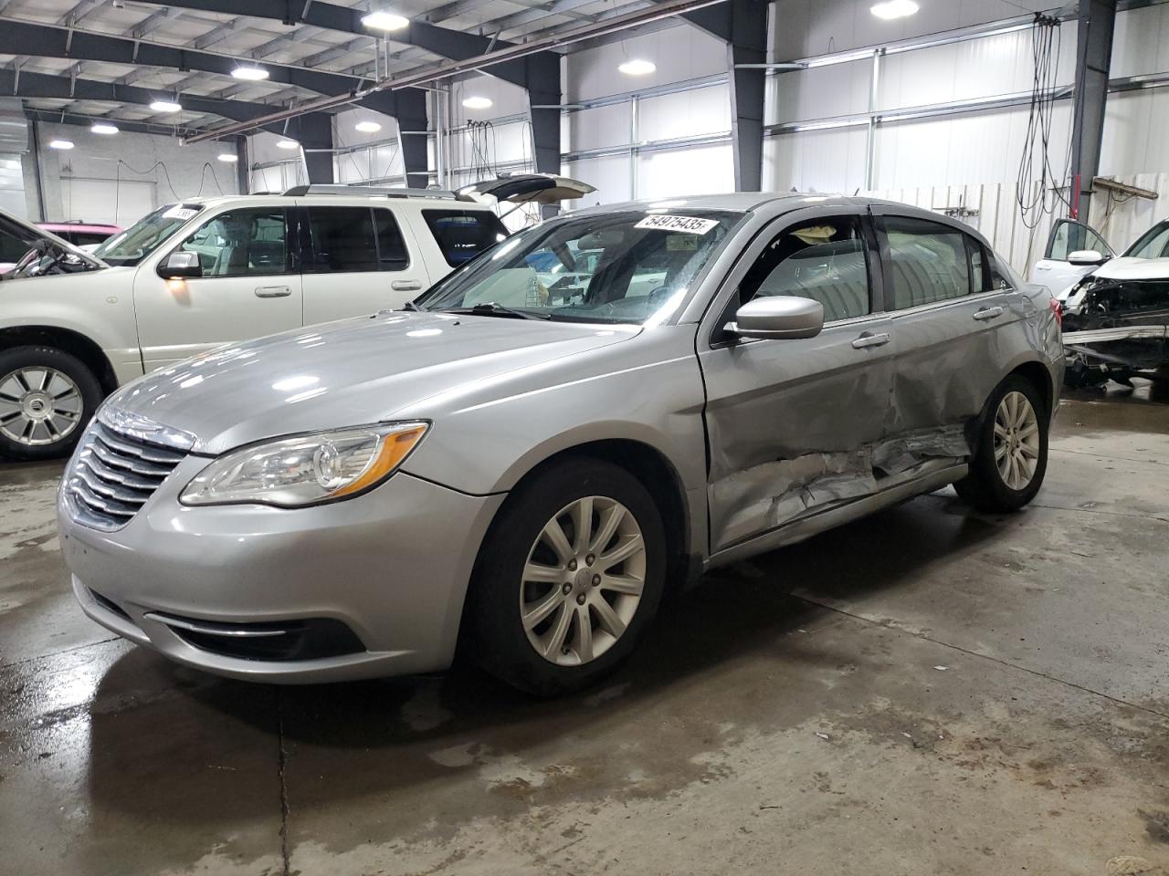 CHRYSLER 200 TOURIN 2013