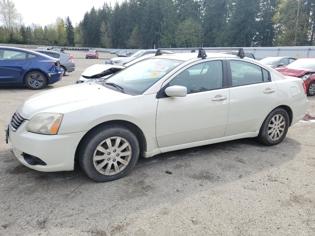 MITSUBISHI GALANT ES 2009