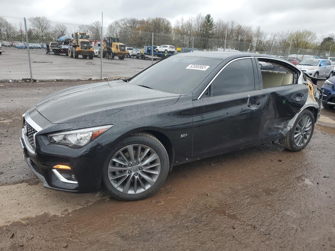 INFINITI Q50 PURE 2020