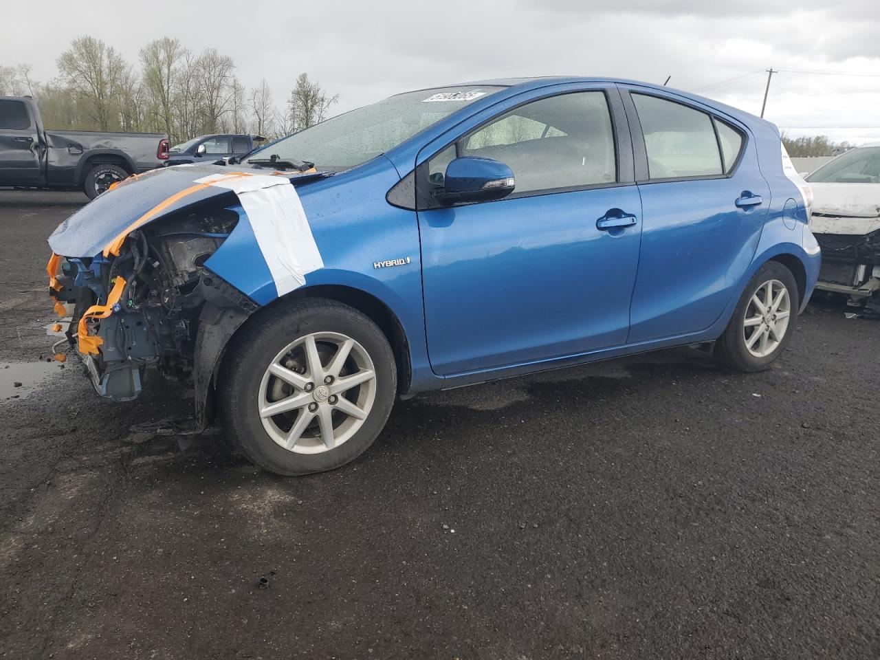 TOYOTA PRIUS C 2014