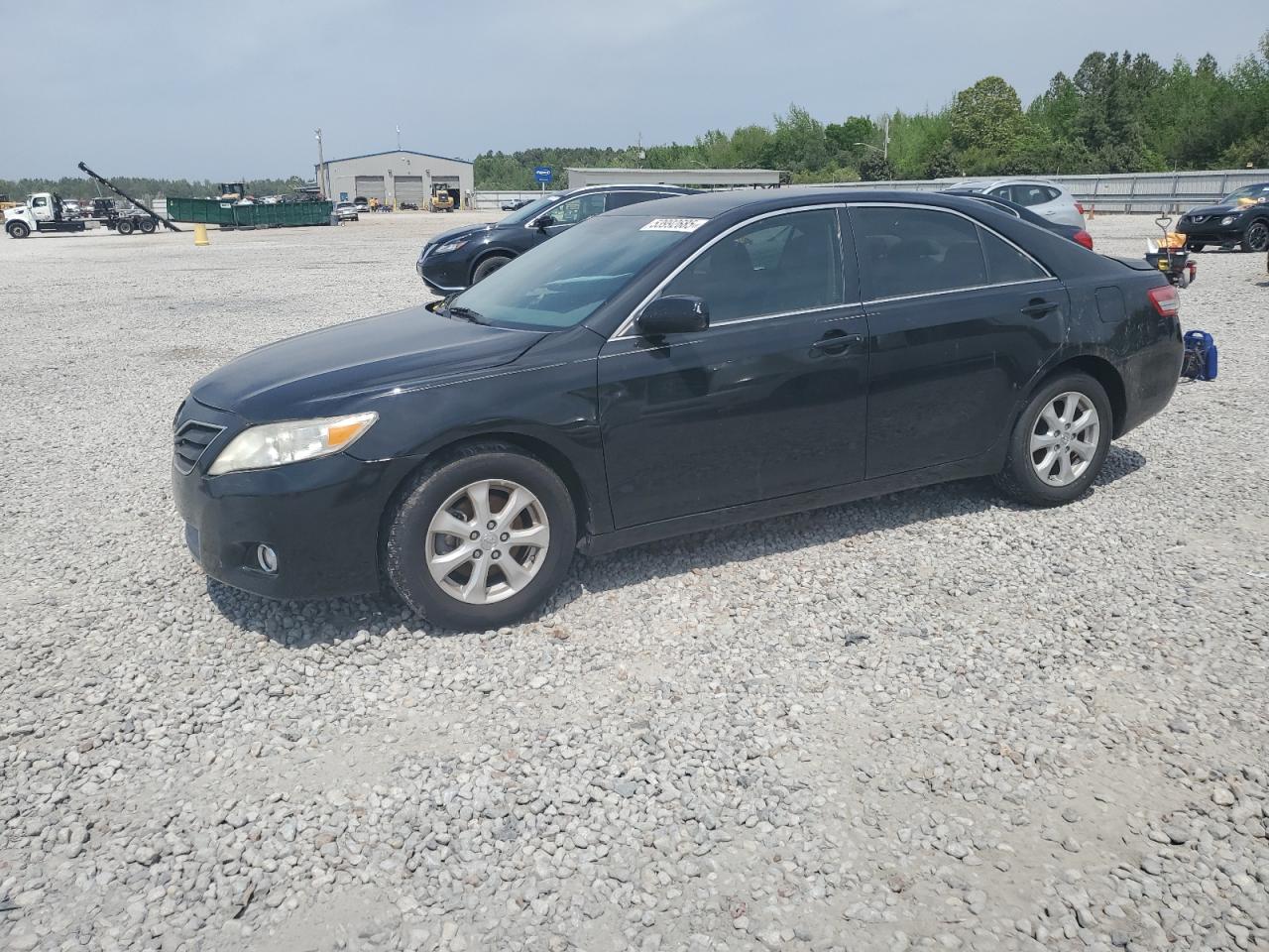 TOYOTA CAMRY BASE 2011