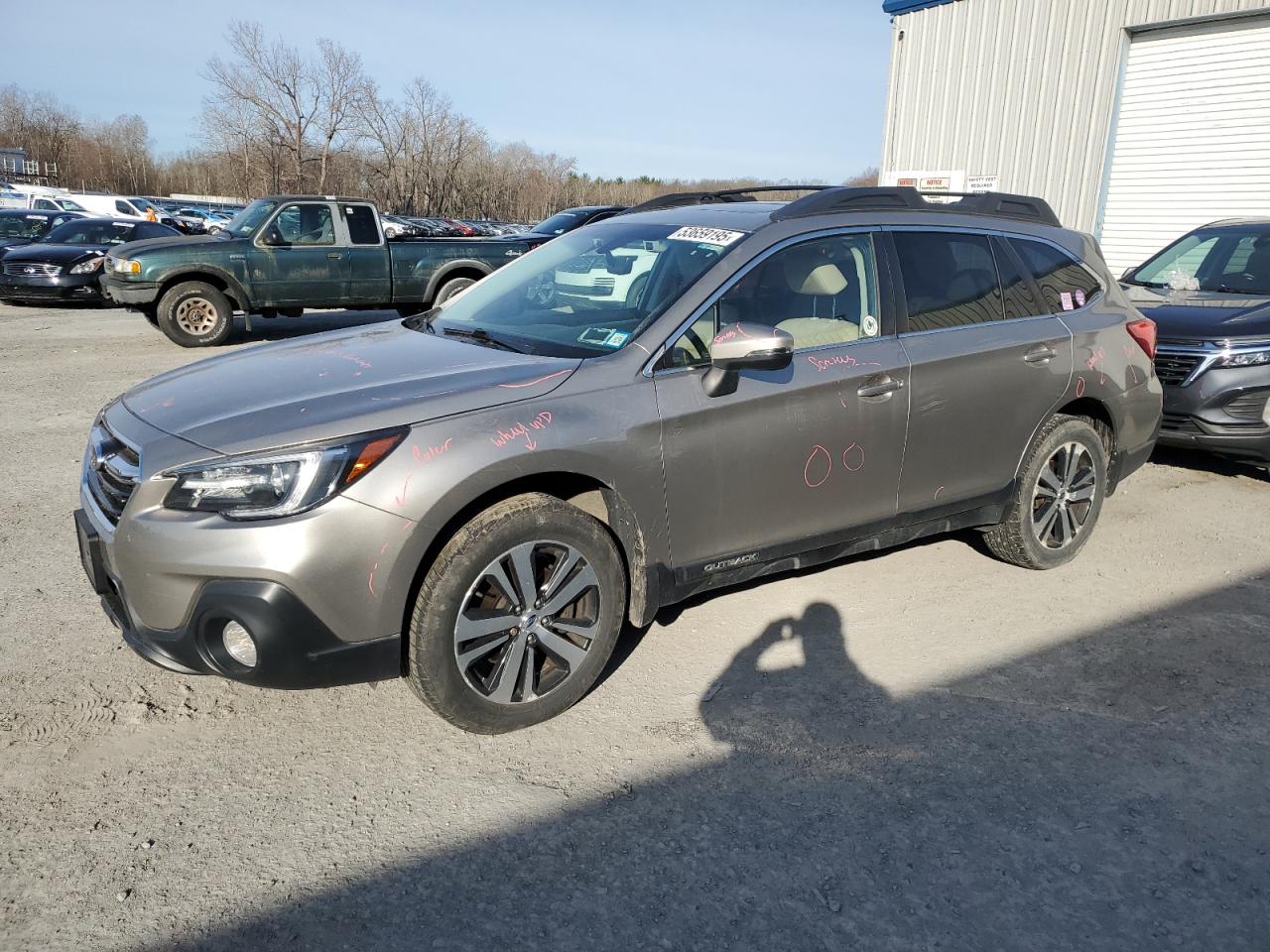 SUBARU OUTBACK 2. 2019