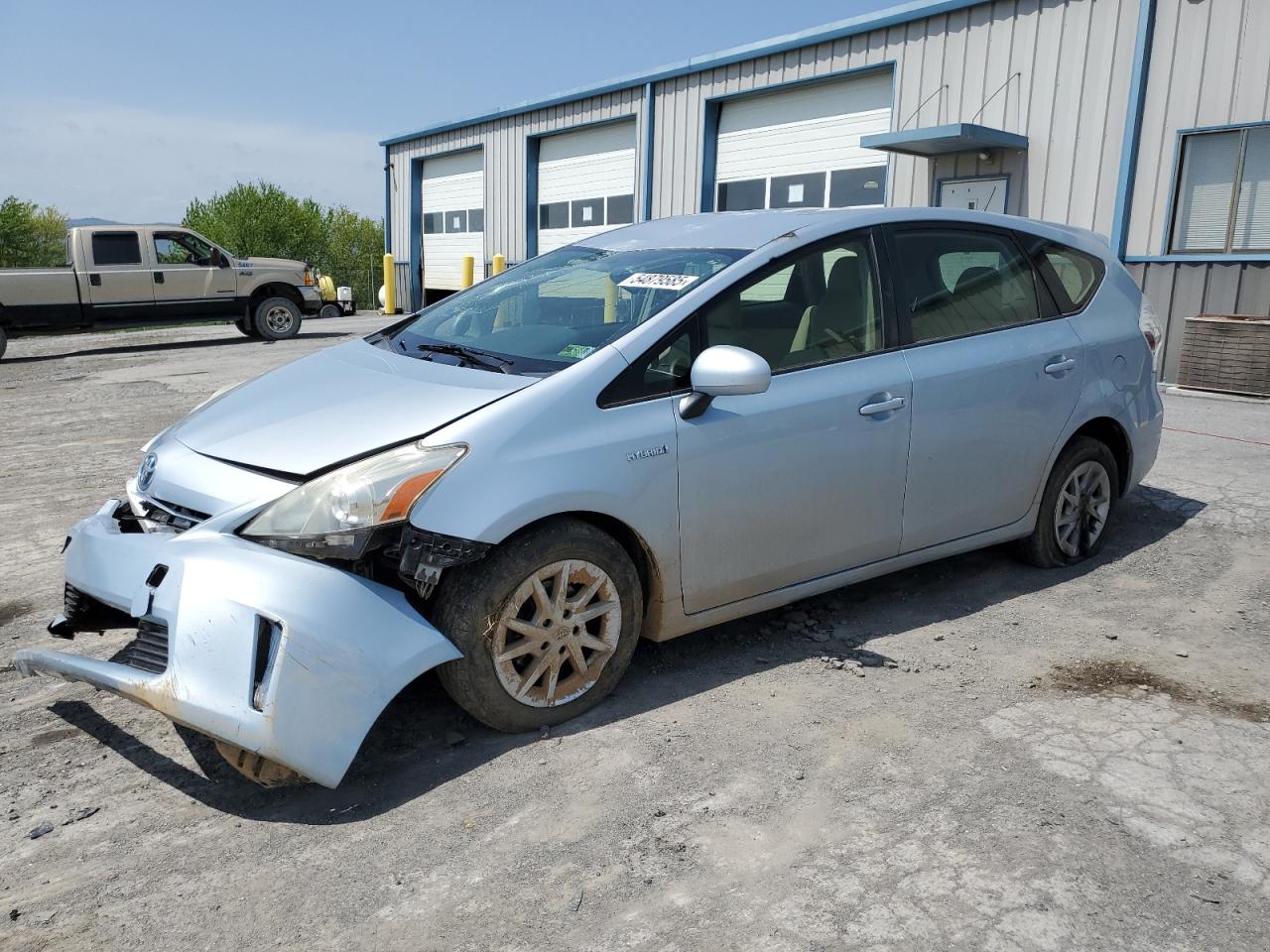 TOYOTA PRIUS V 2013