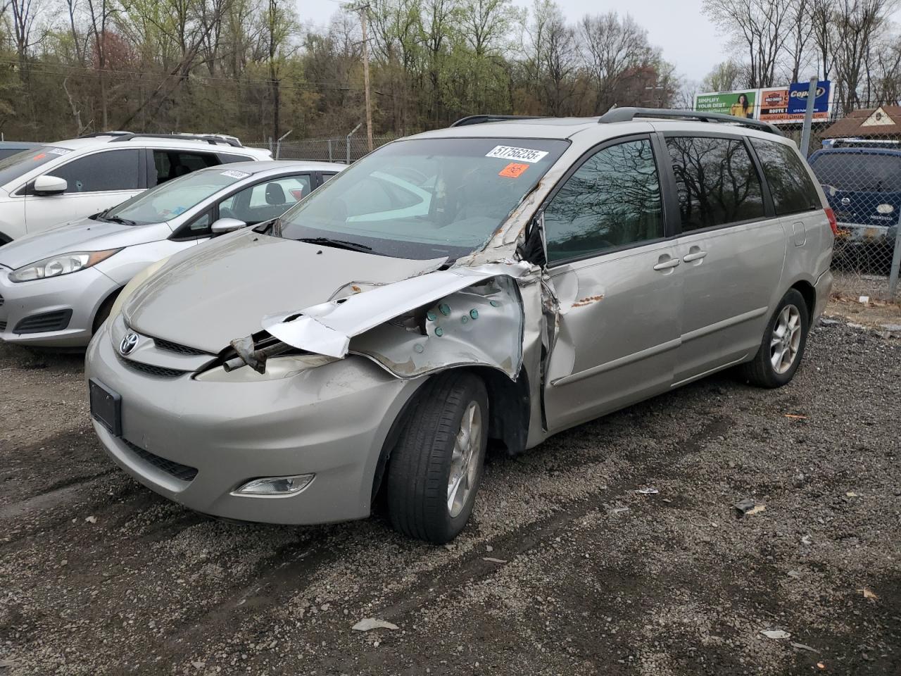 TOYOTA SIENNA XLE 2006