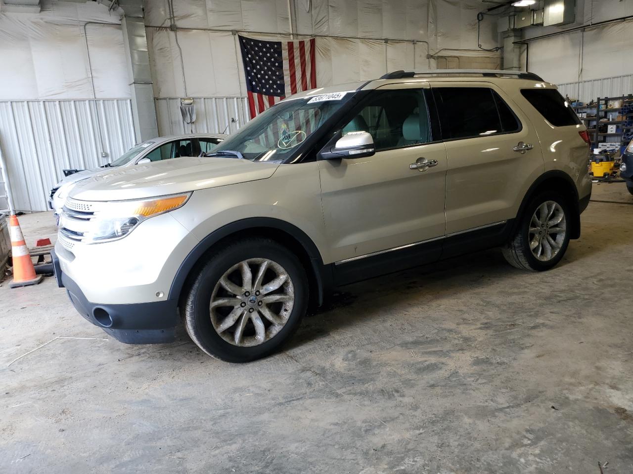 FORD EXPLORER L 2011