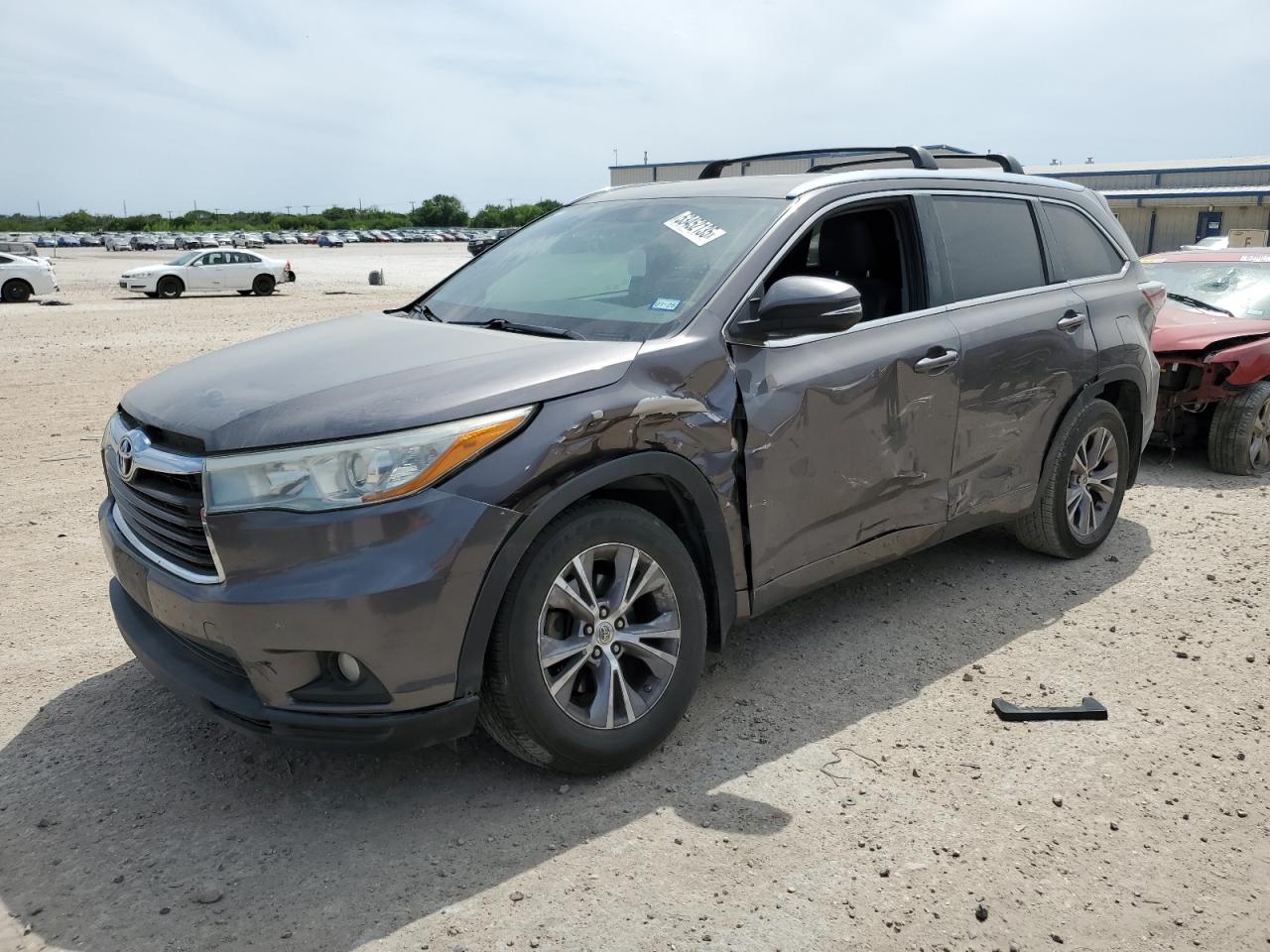TOYOTA HIGHLANDER 2015