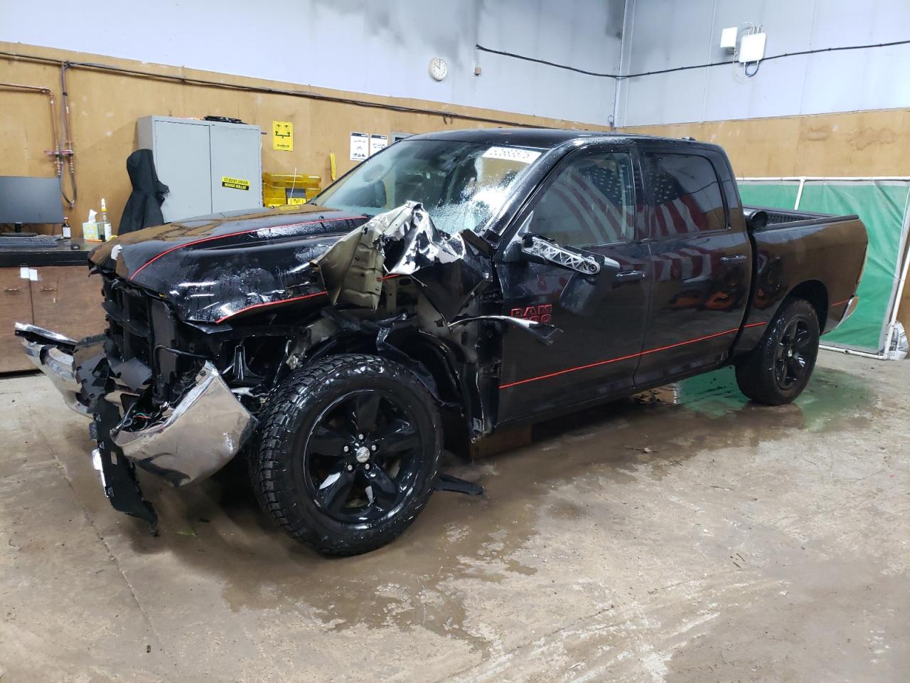 RAM 1500 SLT 2017