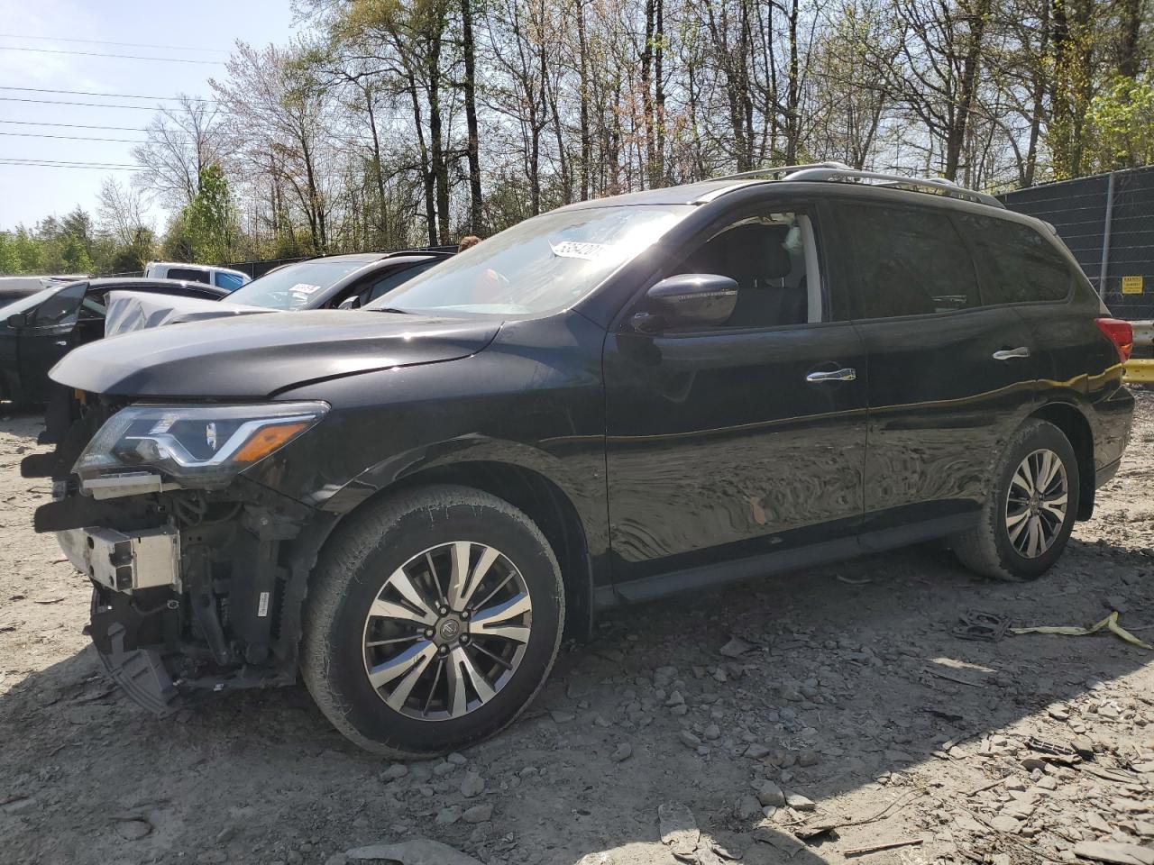 NISSAN PATHFINDER 2018
