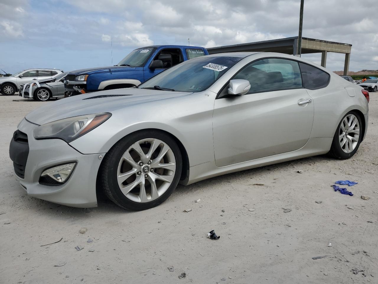 HYUNDAI GENESIS CO 2013