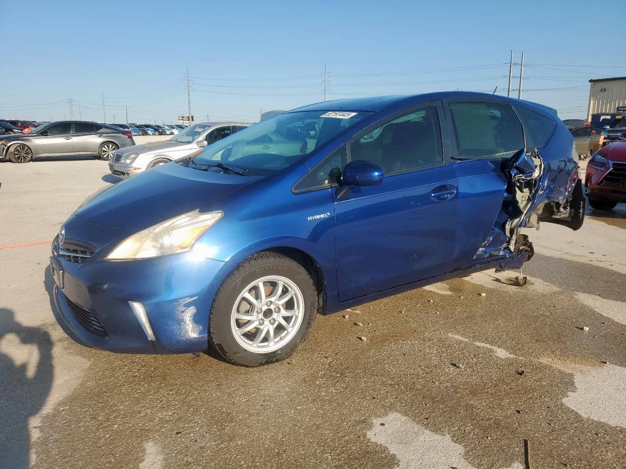TOYOTA PRIUS V 2013