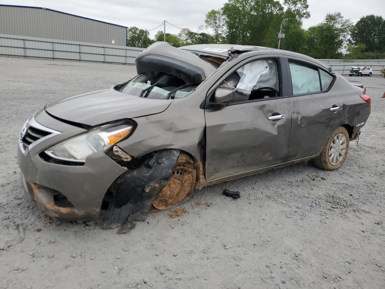 NISSAN VERSA S 2016