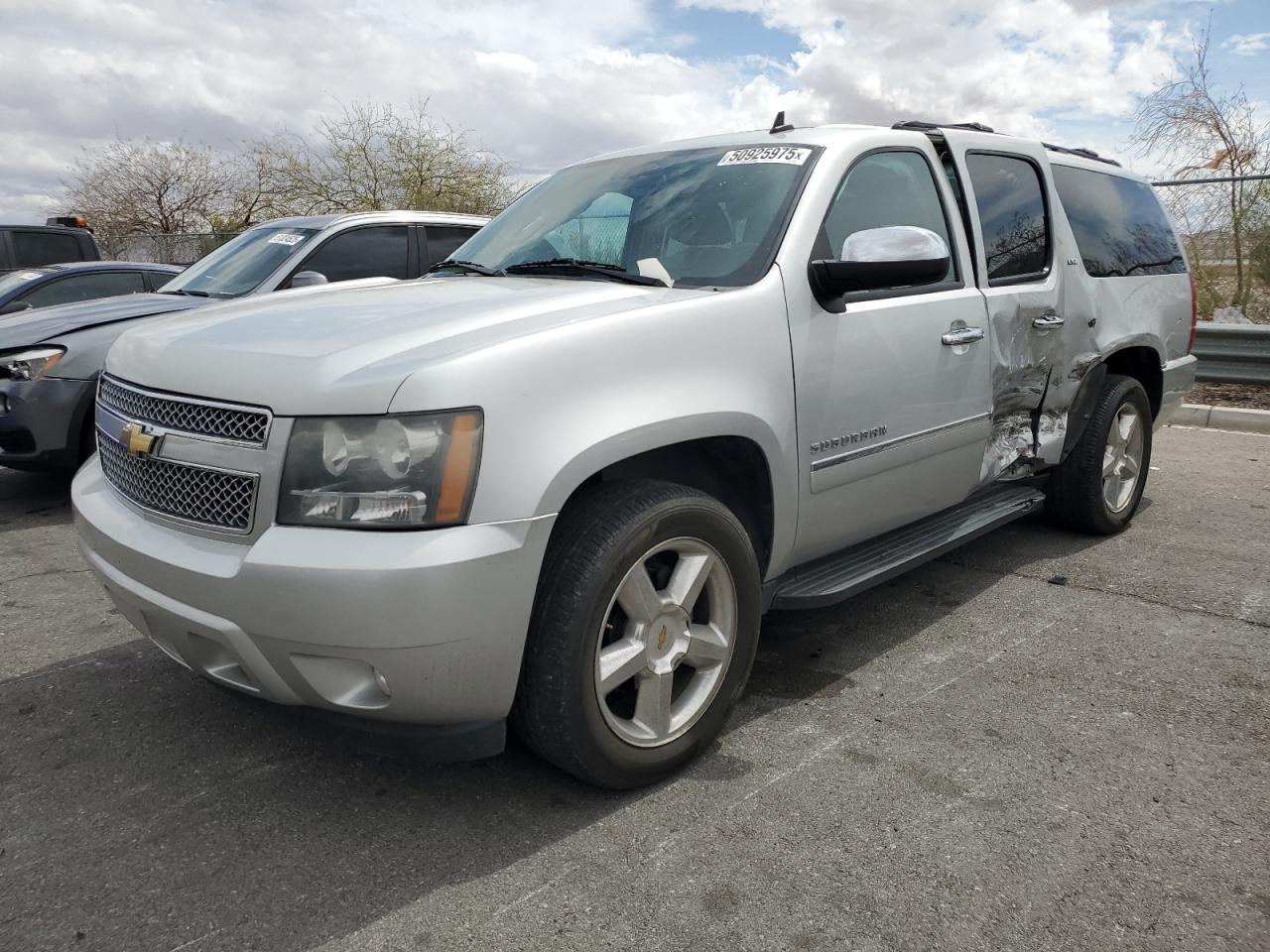 CHEVROLET SUBURBAN C 2011